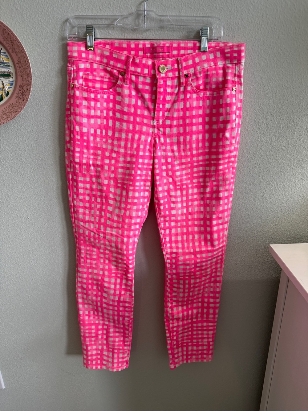 Lilly Pulitzer Pink Check Cropped Jeans in Hot Pink & White, Size 10